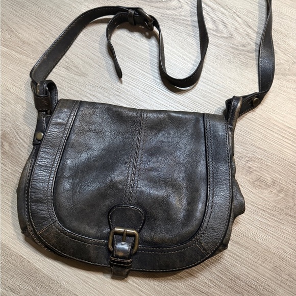 Fossil Handbags - Vintage Elegant Black Leather Shoulder Bag